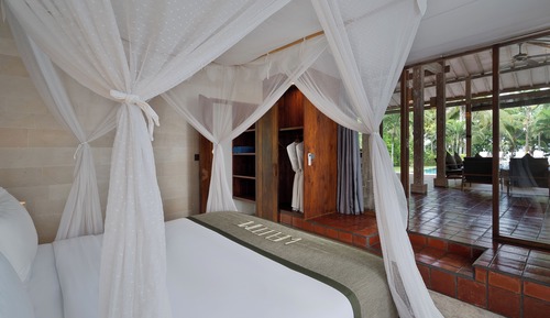 Villa, 2 chambres, piscine privée, en front de plage