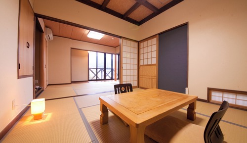 Chambre Tradition, non-fumeurs (Standard Japanese Style, Half board)