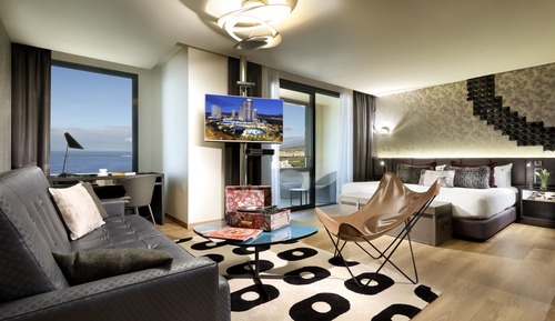 Suite Studio (Rock Royalty - Family Friendly)