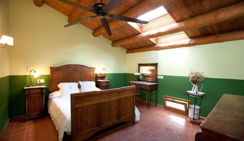 Chambre Supérieure (Family- abuhardillada)
