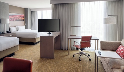 Studio, plusieurs lits, non-fumeurs, vue baie (Mobility/Hearing Access, Roll-In Shwr)
