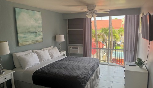 Suite Deluxe, plusieurs lits, coin cuisine, vue cour intérieure