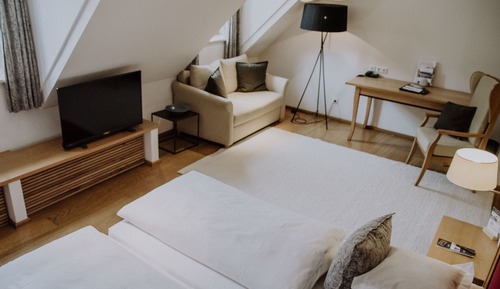 Chambre Double Supérieure, 1 très grand lit et 1 canapé-lit