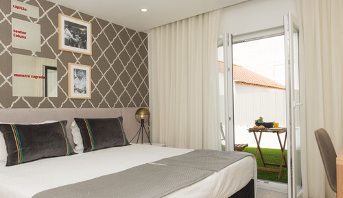 Chambre Double Standard, vue piscine