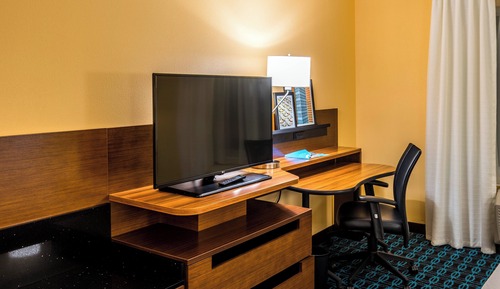 Chambre, 1 très grand lit, vue ville (Hearing Accessible)