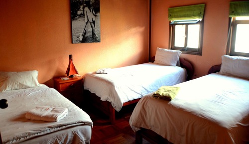 Chambre Triple, 3 lits une place (Baño Compartido)