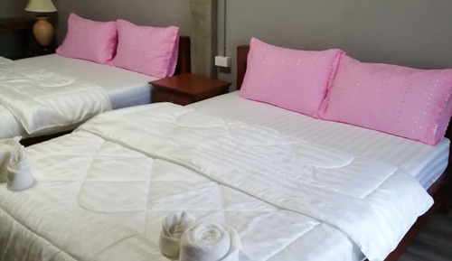 Chambre Quadruple Familiale, 2 grands lits (Air conditioned)