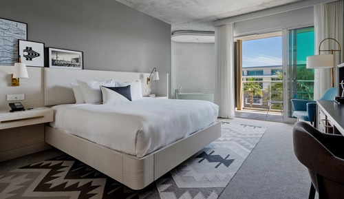 Chambre Premium, 1 très grand lit, accessible aux personnes à mobilité réduite (Immerse)