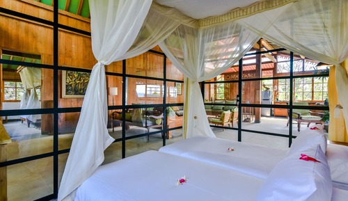 Villa (Singa)