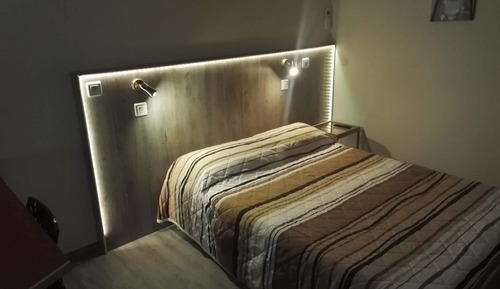 Chambre Double Confort, 1 lit double, accessible aux personnes à mobilité réduite