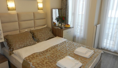 Chambre Double, vue ville