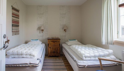 Chambre Double, salle de bains commune