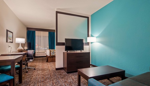 Suite, 1 très grand lit et 1 canapé-lit, accessible aux personnes à mobilité réduite (with Sofabed)