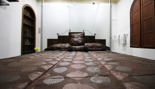 Chambre, vue ville