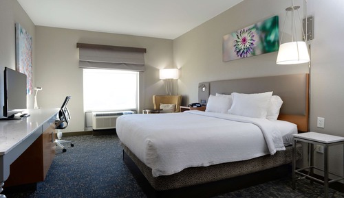 Chambre Premium, 1 très grand lit, accessible aux personnes à mobilité réduite, vue montagne