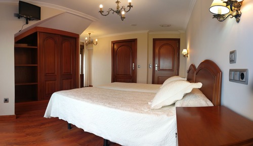 Chambre avec lits jumeaux