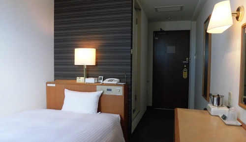 Chambre Simple, non-fumeurs (Housekeeping once every 3 days)