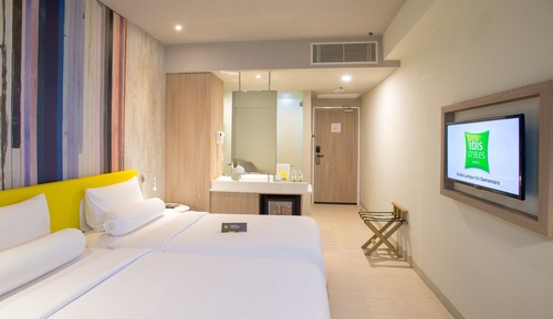 Chambre Standard, 2 lits une place