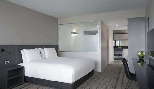Suite Premium, 1 très grand lit, balcon
