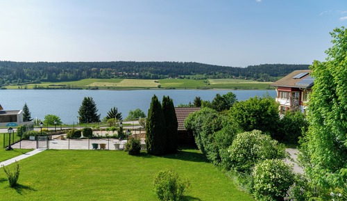 Chambre Double, vue lac