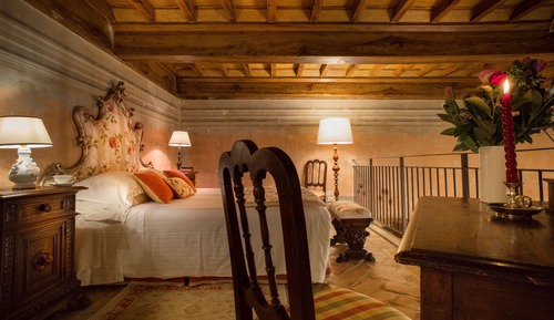 Suite Exclusive (Naldini)