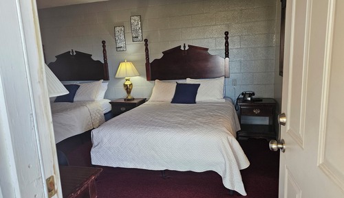 Chambre, 2 grands lits