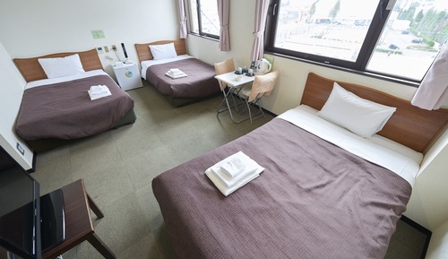 Chambre Triple, fumeurs