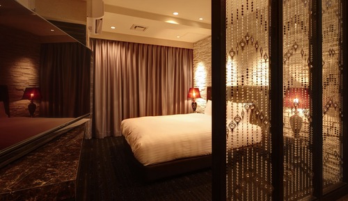Chambre Exécutive, 1 grand lit, balcon