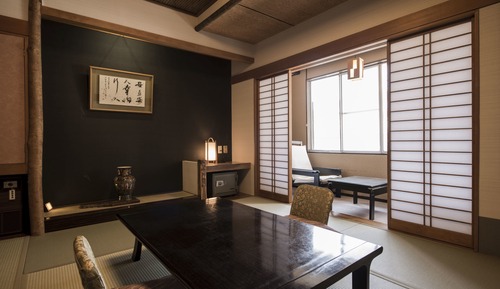 Chambre (Japanese Western Style, 3 Futons)