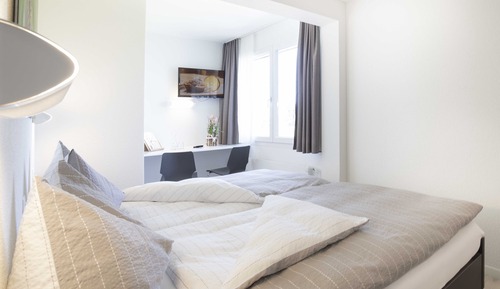 Chambre Double Classique, 1 chambre, salle de bains privée, vue jardin