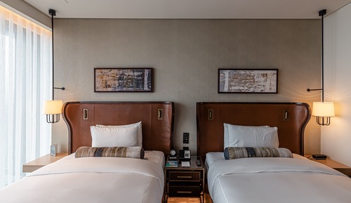 Suite, 2 chambres, accès au salon club