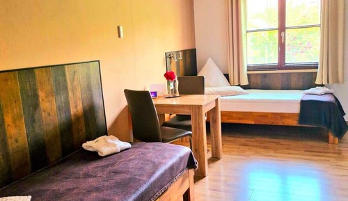 Appartement, salle de bains attenante (Zweibettzimmer)