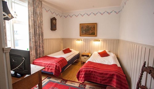 Chambre avec lits jumeaux