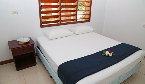 Chambre Double, salle de bains privée