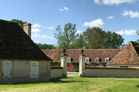 Ardentes Maison | Belle dépendance du château : LE LOGIS