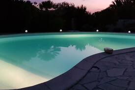 Afa Villa | Villa 6 personnes climatisée avec grande piscine