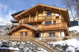 Servoz Villa | Isra Eco-Chalet with sauna. Chamonix Mont Blanc.