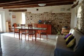 Hirel Maison | Longère bretonne cosy et spacieuse avec piscine