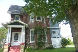 Gananoque Maison | Islandview Suites-Historic Gananoque