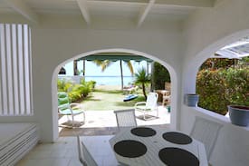 Trou aux Biches Villa | Turquoise Villa, Beach House "PIEDS DANS L EAU"
