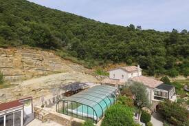 Le Martinet Maison | Gîte LA GROTTE