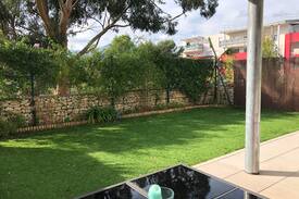 La Valette-du-Var Appartement | Chambre donnant dans le jardin