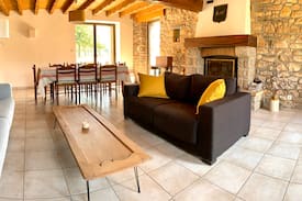 Bains-sur-Oust Maison | Maison entière de caractère, 4 chambres