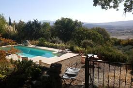 Gordes Maison | MIREIO ,le charme provencal