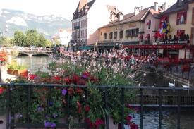 Cessenaz Appartement | LAC D'ANNECY SEVRIER T3 avec Jardin