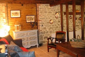 Jouillat Maison | Gîte de charme avec étang au Pré des Vergnes