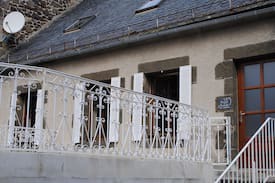 Le Claux Maison | Petite maison agréable, au calme...