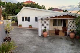 Les Avirons Maison | L'Ixora - Maison créole avec jardin