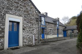 Laniscat Cabine | Les Gîtes du Pontiou. 22570 LANISCAT.