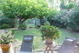 Eyguieres Maison | ALPILLES - EYGUIERES :CHAMBRE CHEZ L HABITANT
